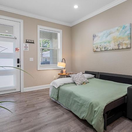 Cozy And Spacious 4Br House With Pool In Tampa Bagian luar foto