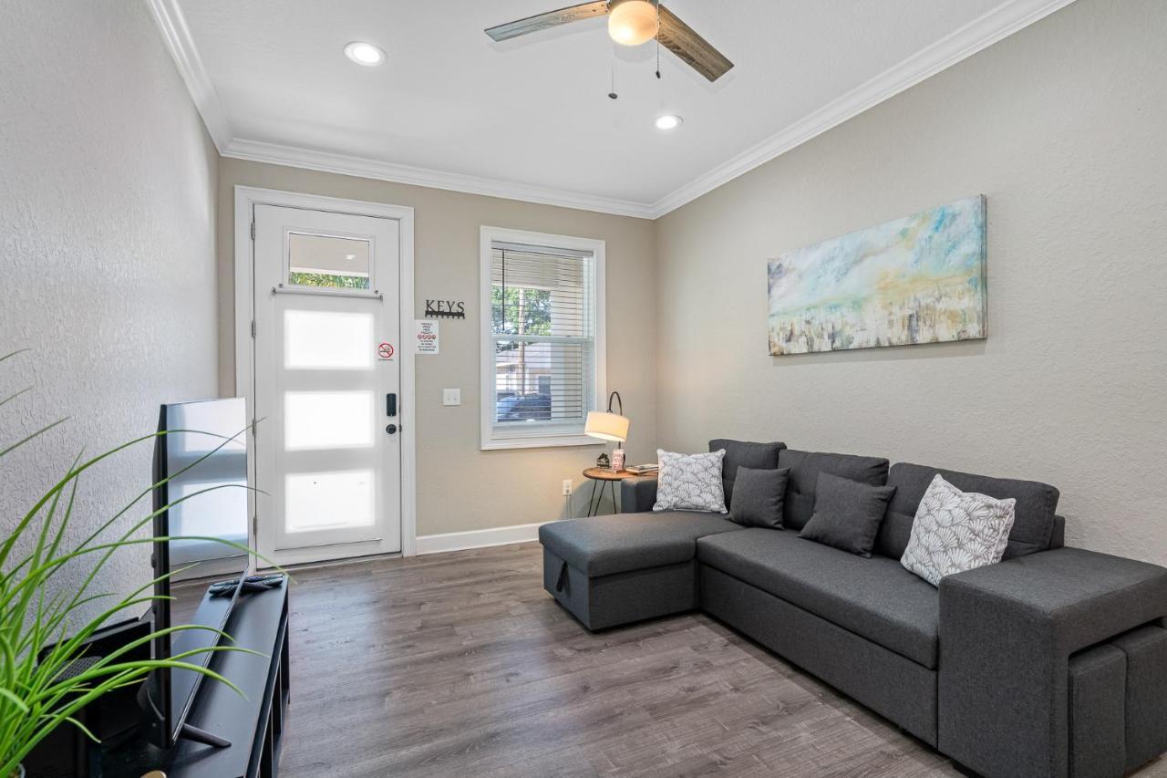 Cozy And Spacious 4Br House With Pool In Tampa Bagian luar foto