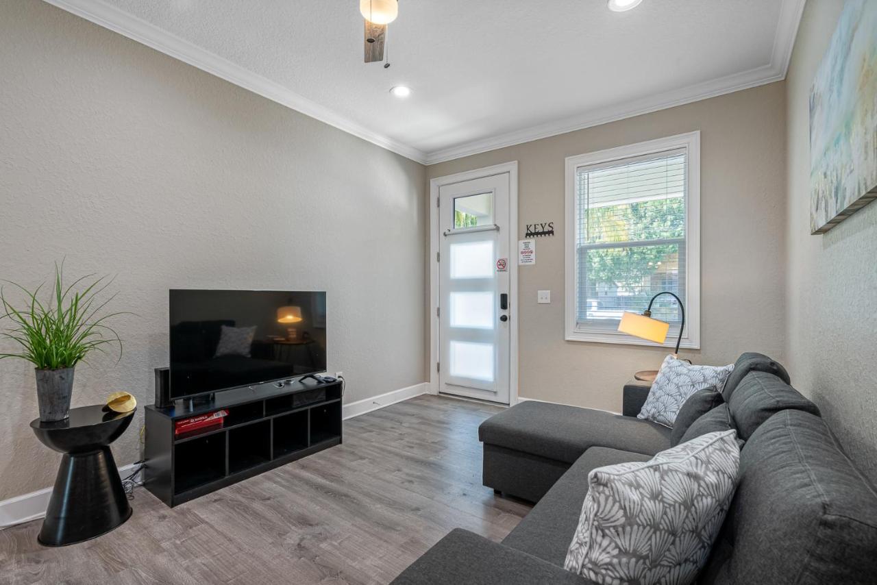 Cozy And Spacious 4Br House With Pool In Tampa Bagian luar foto
