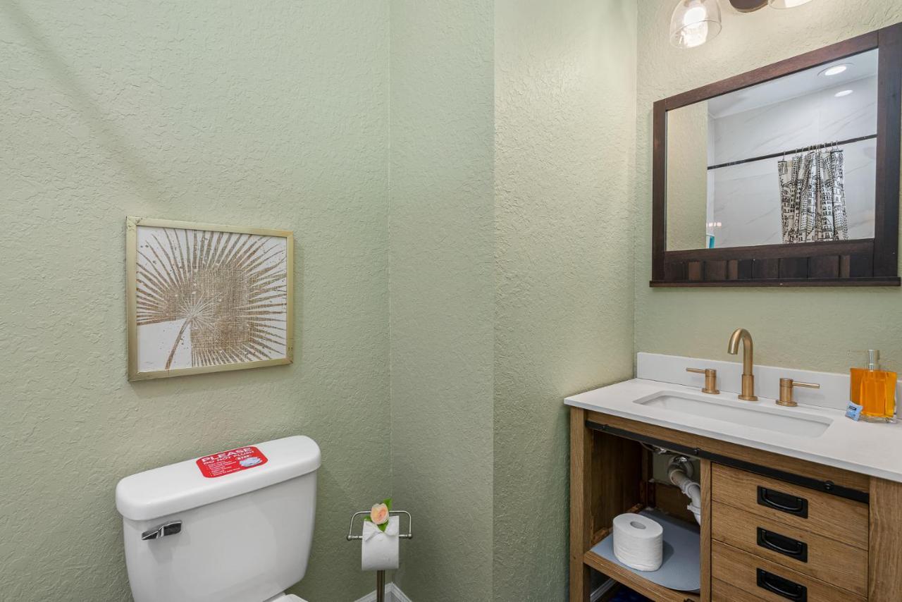 Cozy And Spacious 4Br House With Pool In Tampa Bagian luar foto